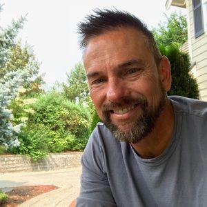 Meet your Posher, Thomas